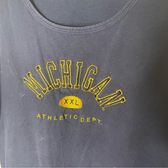 Vintage Michigan athletic department embroidered tank top - Picture 2 of 4